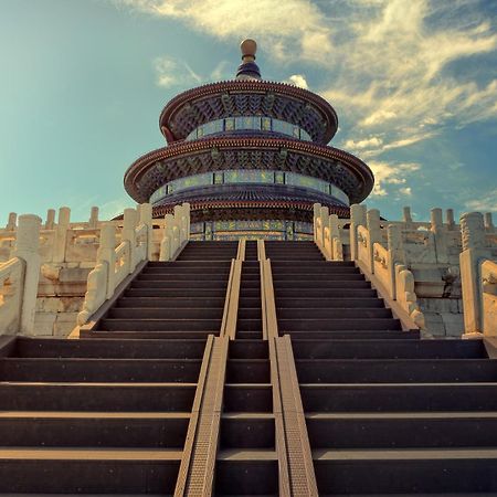 Nostalgia Hotel Beijing Guozijian Ghost Street - Near Beijing Lama Temple, Beihai Park, Jingshan Park, Drum Tower, Houhai Bar Street, Tian'Anmen Square, Located In Beijing Traditional Hutongs, 5 Minutes Away From Beixinqiao Metro Station Exterior foto