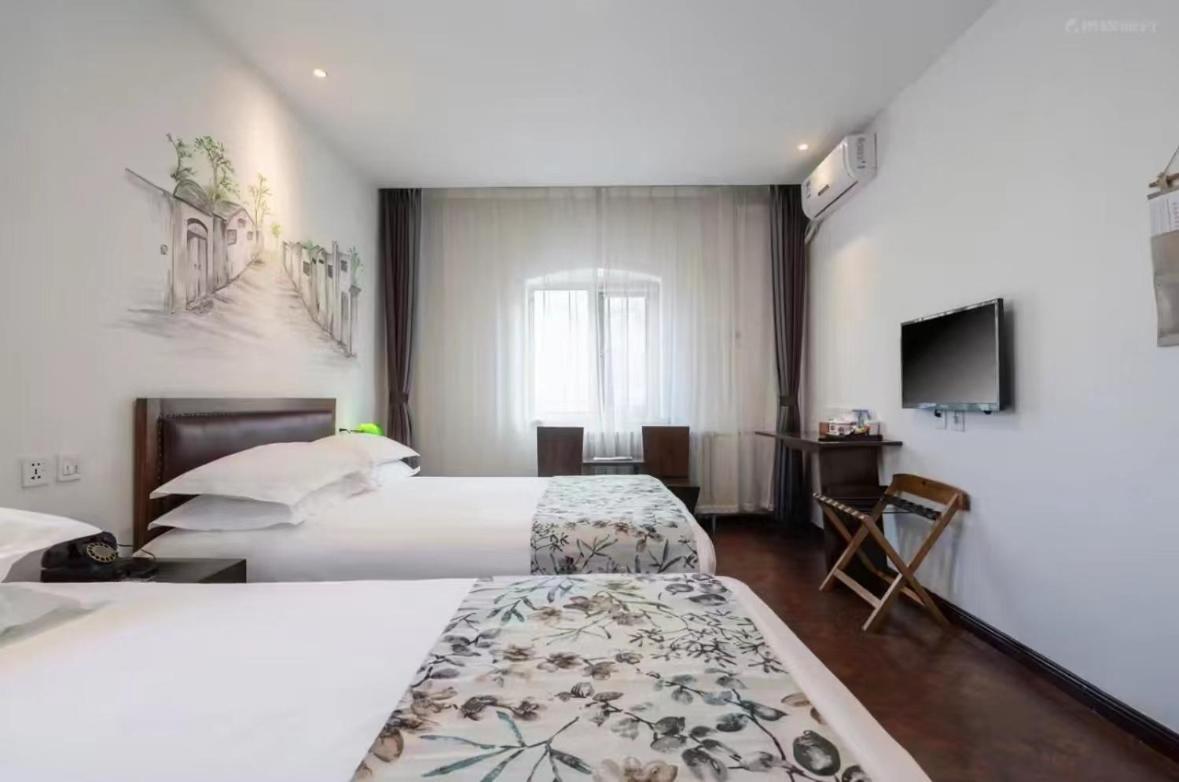 Nostalgia Hotel Beijing Guozijian Ghost Street - Near Beijing Lama Temple, Beihai Park, Jingshan Park, Drum Tower, Houhai Bar Street, Tian'Anmen Square, Located In Beijing Traditional Hutongs, 5 Minutes Away From Beixinqiao Metro Station Exterior foto
