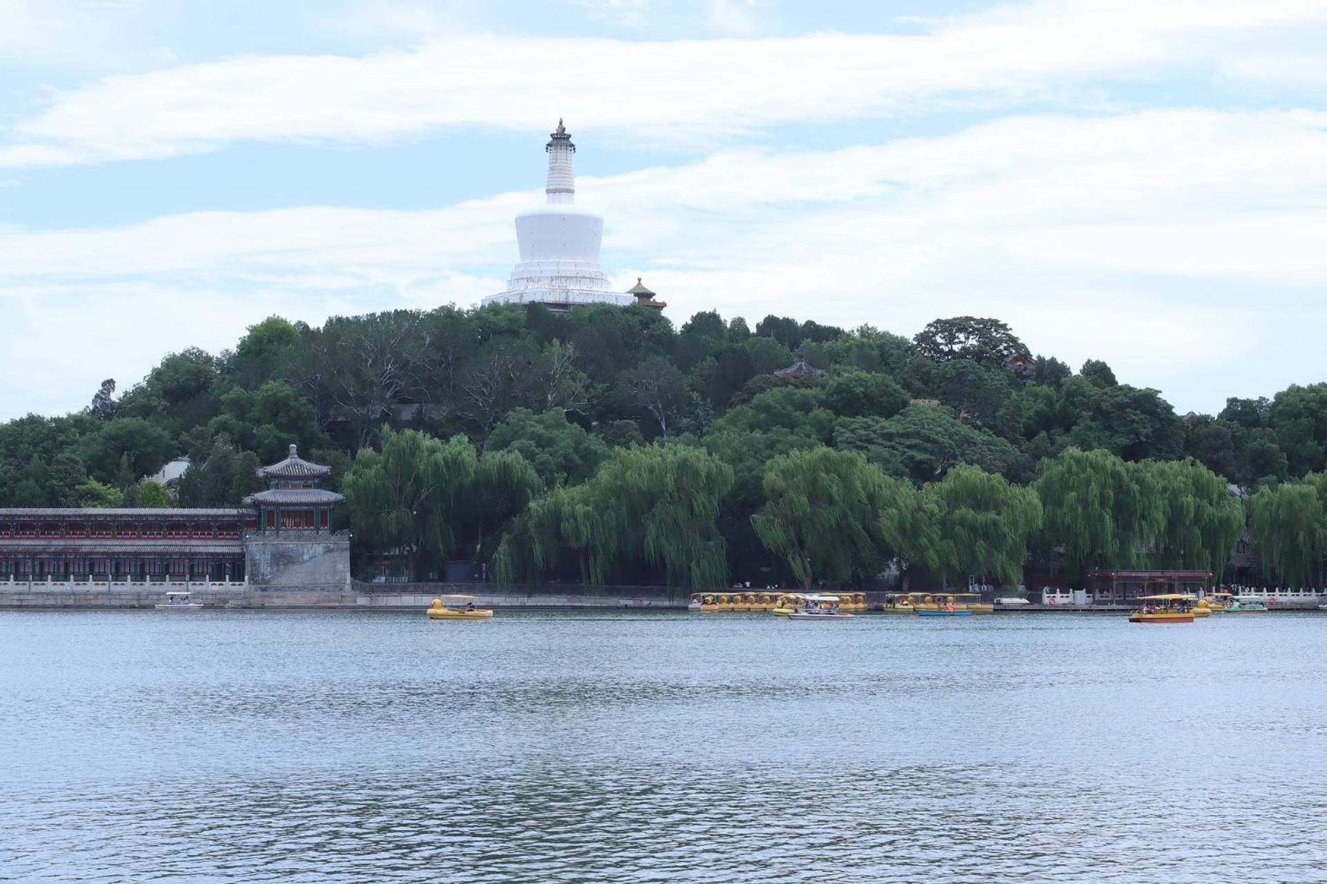 Nostalgia Hotel Beijing Guozijian Ghost Street - Near Beijing Lama Temple, Beihai Park, Jingshan Park, Drum Tower, Houhai Bar Street, Tian'Anmen Square, Located In Beijing Traditional Hutongs, 5 Minutes Away From Beixinqiao Metro Station Exterior foto